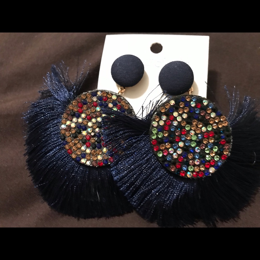 Fringed diamond earrings!